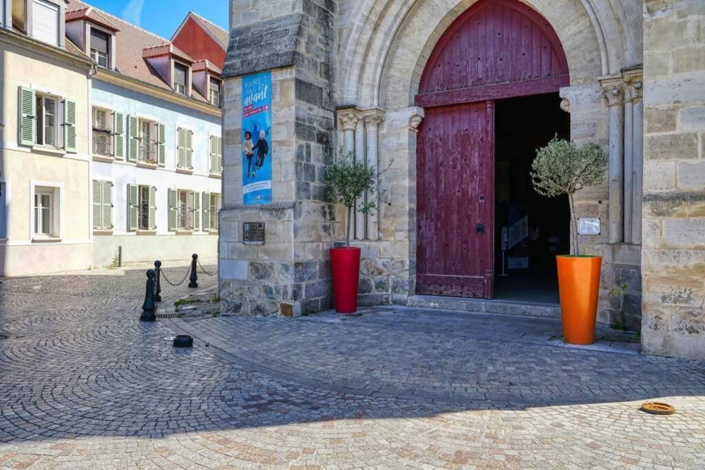 Studio Charmant Au Coeur Du Vieux Corbeil Corbeil-Essonnes Exterior foto